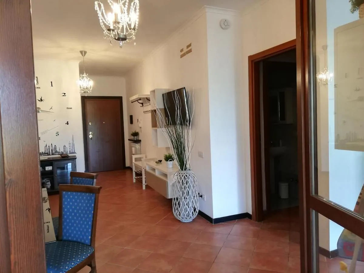 Lucrezia Romana Apartment New - Cinecitta-Capannelle 0*, روما إيطاليا